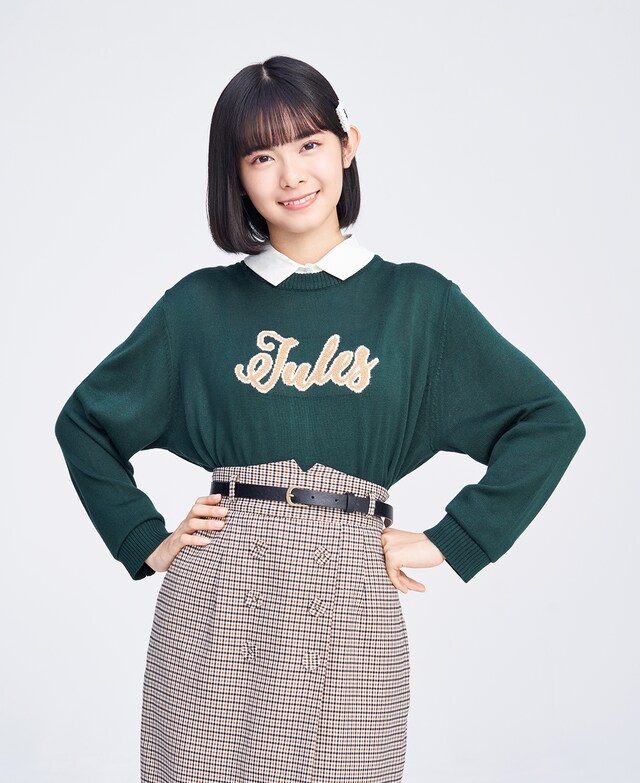 松浦亜弥役の山崎夢羽。