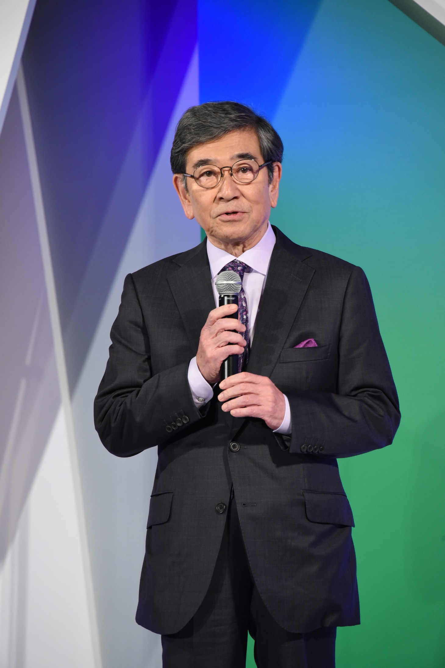 石坂浩二