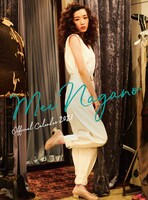 「永野芽郁オフィシャルカレンダー2021」ポスタータイプ表紙イメージカット