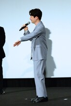 ダンスの練習の話題でコウメ太夫の踊りを披露する星野源。