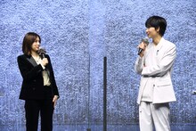 左から北川景子、綾野剛。