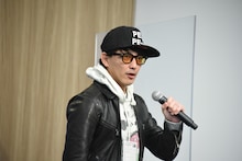 照英の代わりに名乗りを披露する金子昇。