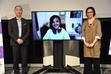 左からモデレーターの石坂健治、モーリー・スリヤ、ヤン ヨンヒ。