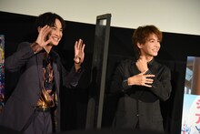 左から一ノ瀬颯、小宮璃央。