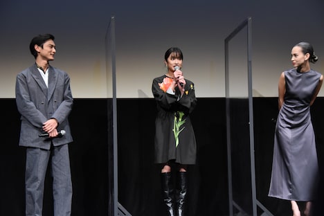 左から高良健吾、門脇麦、水原希子。