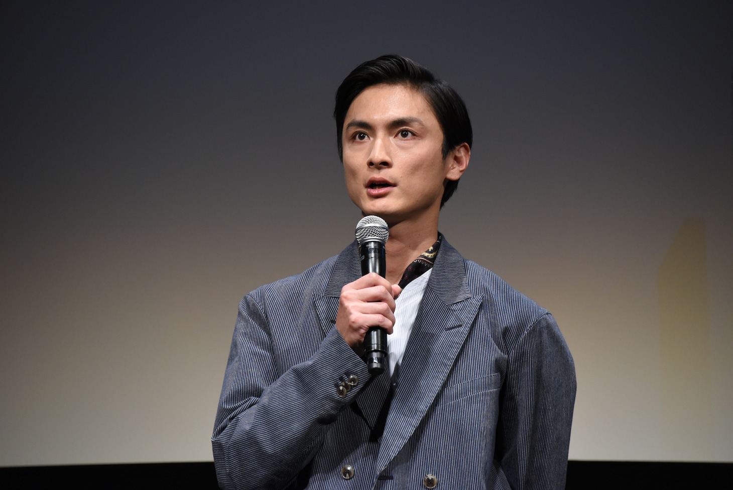 高良健吾