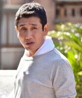 渋川清彦演じる三吉ひろし。