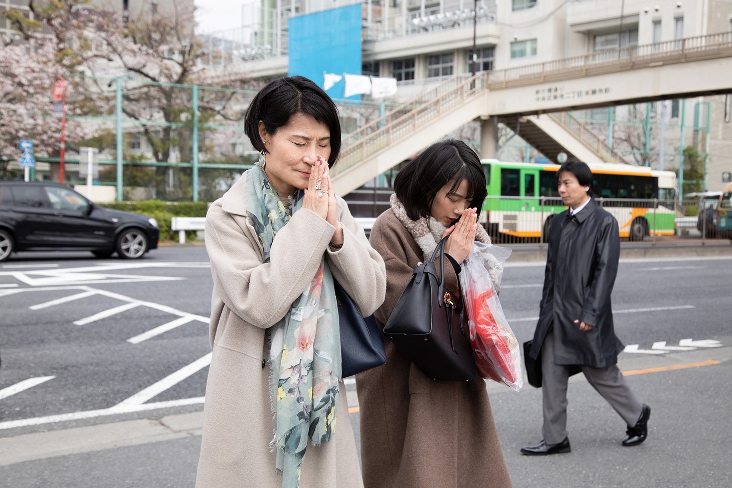 「私をくいとめて」