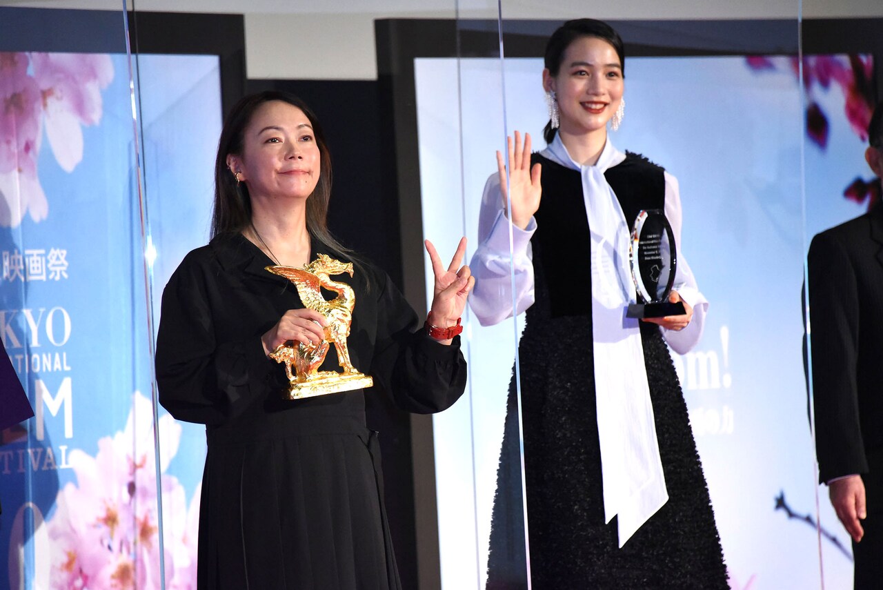 左から大九明子、のん。