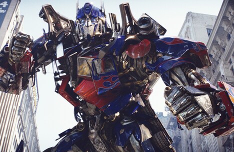 「トランスフォーマー」 (c)2020 DREAMWORKS LLC and PARAMOUNT PICTURES CORPORATION. All Rights Reserved. HASBRO, TRANSFORMERS and all related characters are trademarks of Hasbro. (c) 2020 Hasbro. All Rights Reserved.