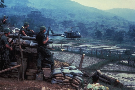 「ハンバーガー・ヒル」