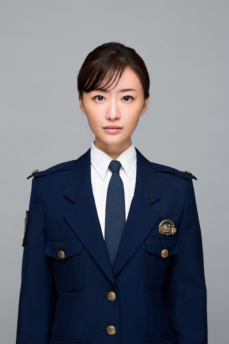 松本まりか演じる田澤愛子。