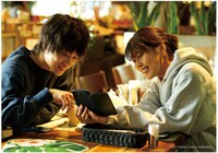 「花束みたいな恋をした」ムビチケ特典のポストカードのビジュアル。