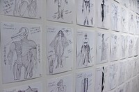 東京都現代美術館で開催中の「石岡瑛子 血が、汗が、涙がデザインできるか」より、「ザ・セル」のアイデアドローイング。