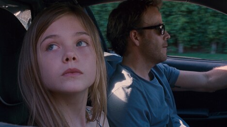 「SOMEWHERE」 (c)2010-Somewhere LLC