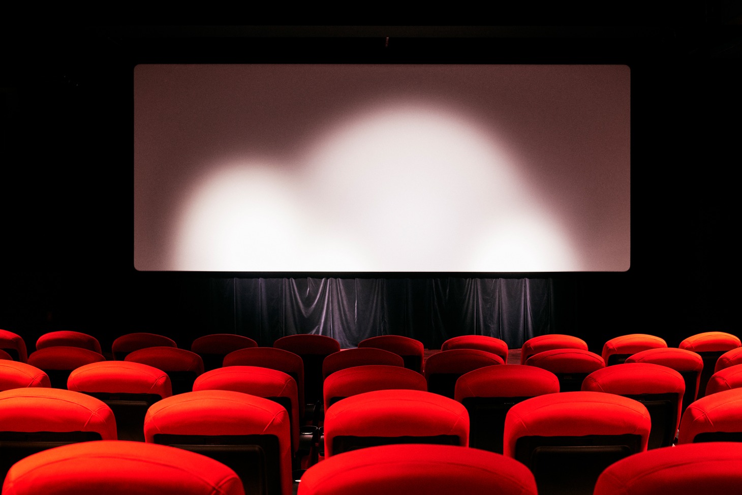 WHITE CINE QUINTO