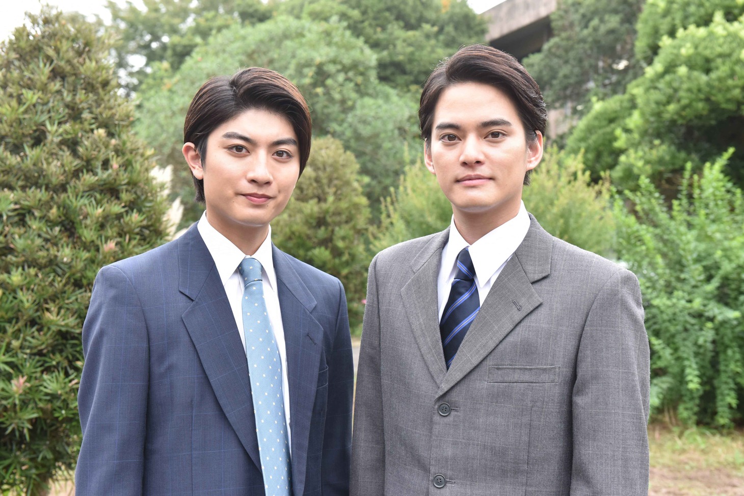 左から本高克樹、中山優馬。