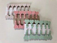 「わたしの叔父さん」前売り鑑賞券特典第1弾のハート形ウッドクリップ。