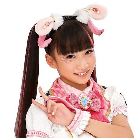 渡辺未優演じるラブパトピンク / 愛羽ツバサ。