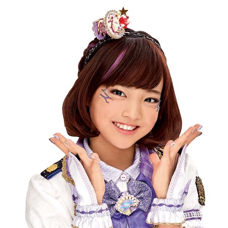 山口莉愛演じるラブパトパープル / 紫原サライ。