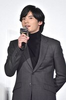 岡田健史