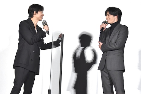 「ドクター・デスの遺産-BLACK FILE-」大ヒット御礼舞台挨拶の様子。