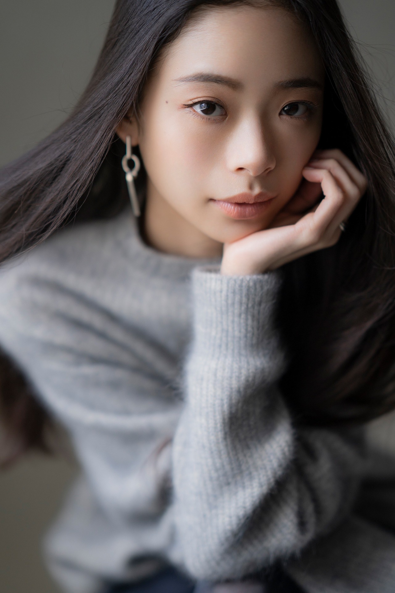 趣里 (c) 中村和孝（まきうらオフィス）