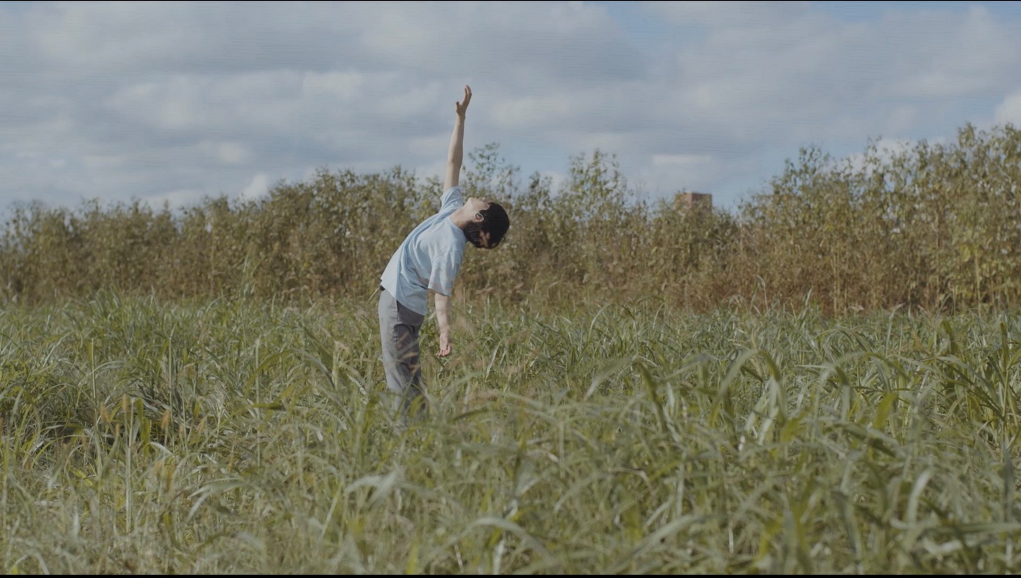 「アンダー・アワー・マスクス」