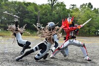 「劇場短編 仮面ライダーセイバー 不死鳥の剣士と破滅の本」