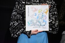 百田夏菜子へのサプライズプレセントの色紙。