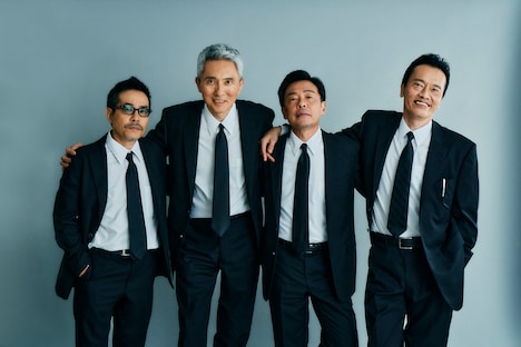 左から田口トモロヲ、松重豊、光石研、遠藤憲一。