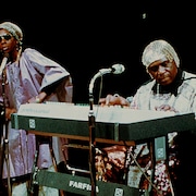 サン・ラーが宇宙航行の末に地球へ帰還、「スペース・イズ・ザ・プレイス」予告