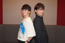左から阿部敦、川原慶久。