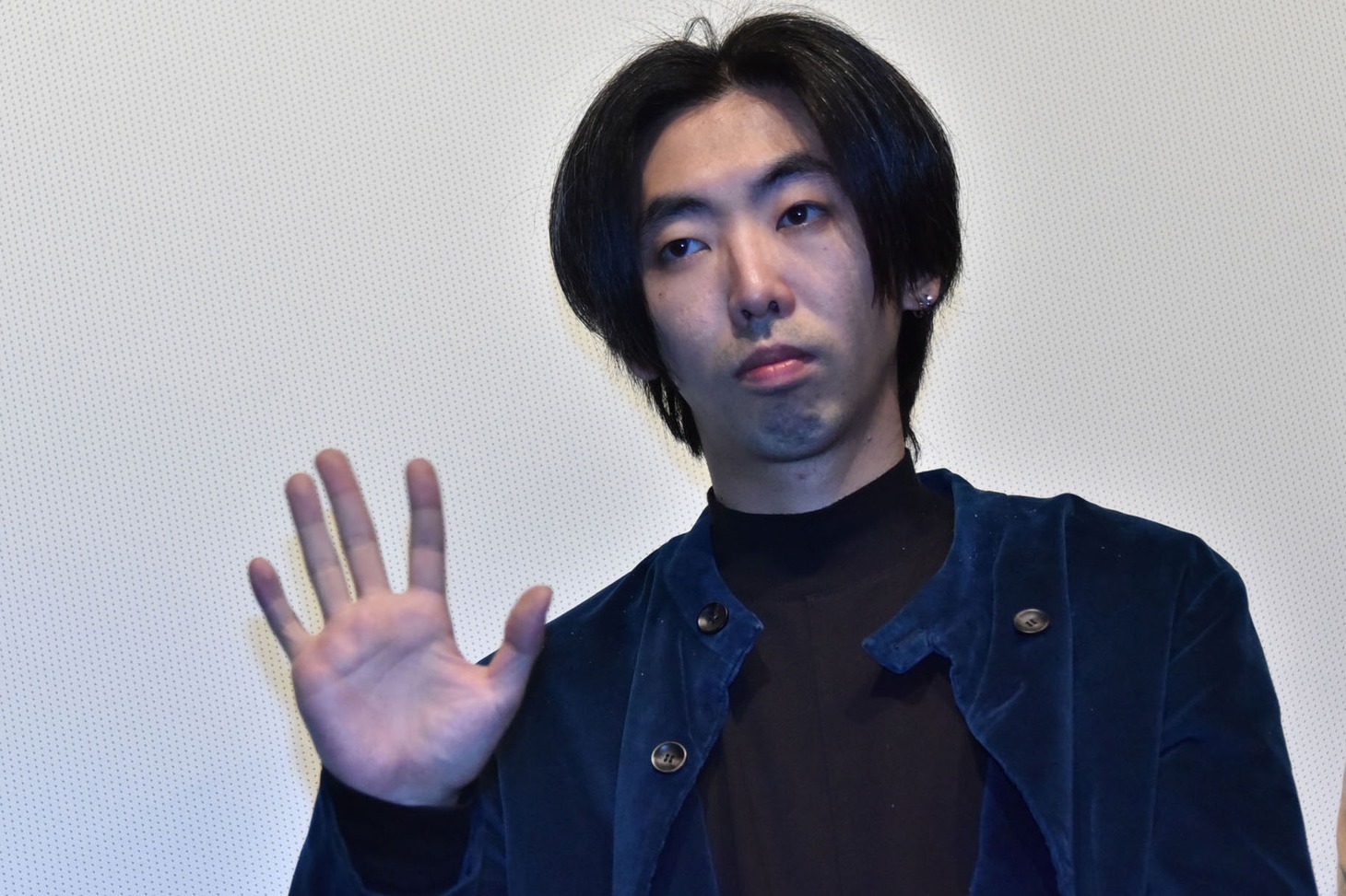 柄本時生