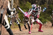 「劇場短編 仮面ライダーセイバー 不死鳥の剣士と破滅の本」