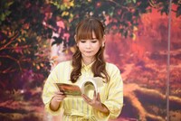 公開アフレコを行う中川翔子。