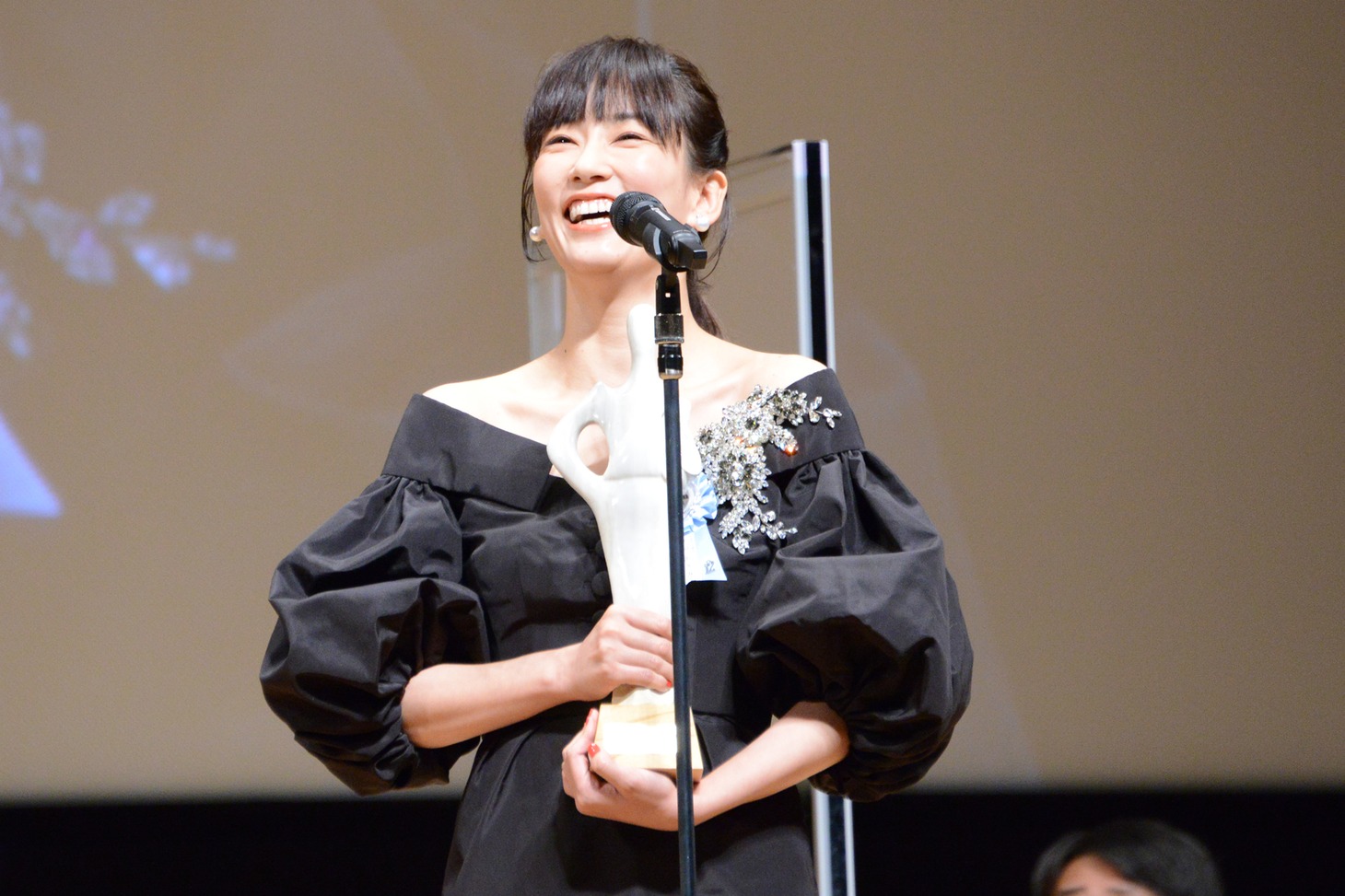 水川あさみ