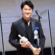 福山雅治がTAMA映画賞で最優秀男優賞を受賞、神木隆之介に「なんか奢ります」