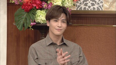 人気画像1位は「岩田剛典が制作期間2カ月の油絵を初披露、その画力にスタジオ驚き『名前を隠しても100万で売れる』」より、岩田剛典（EXILE、三代目 J SOUL BROTHERS from EXILE TRIBE）。(c)日本テレビ