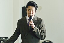 堤真一演じる宇津帆。