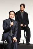 波多野貴文（手前）、井之脇海（奥）。