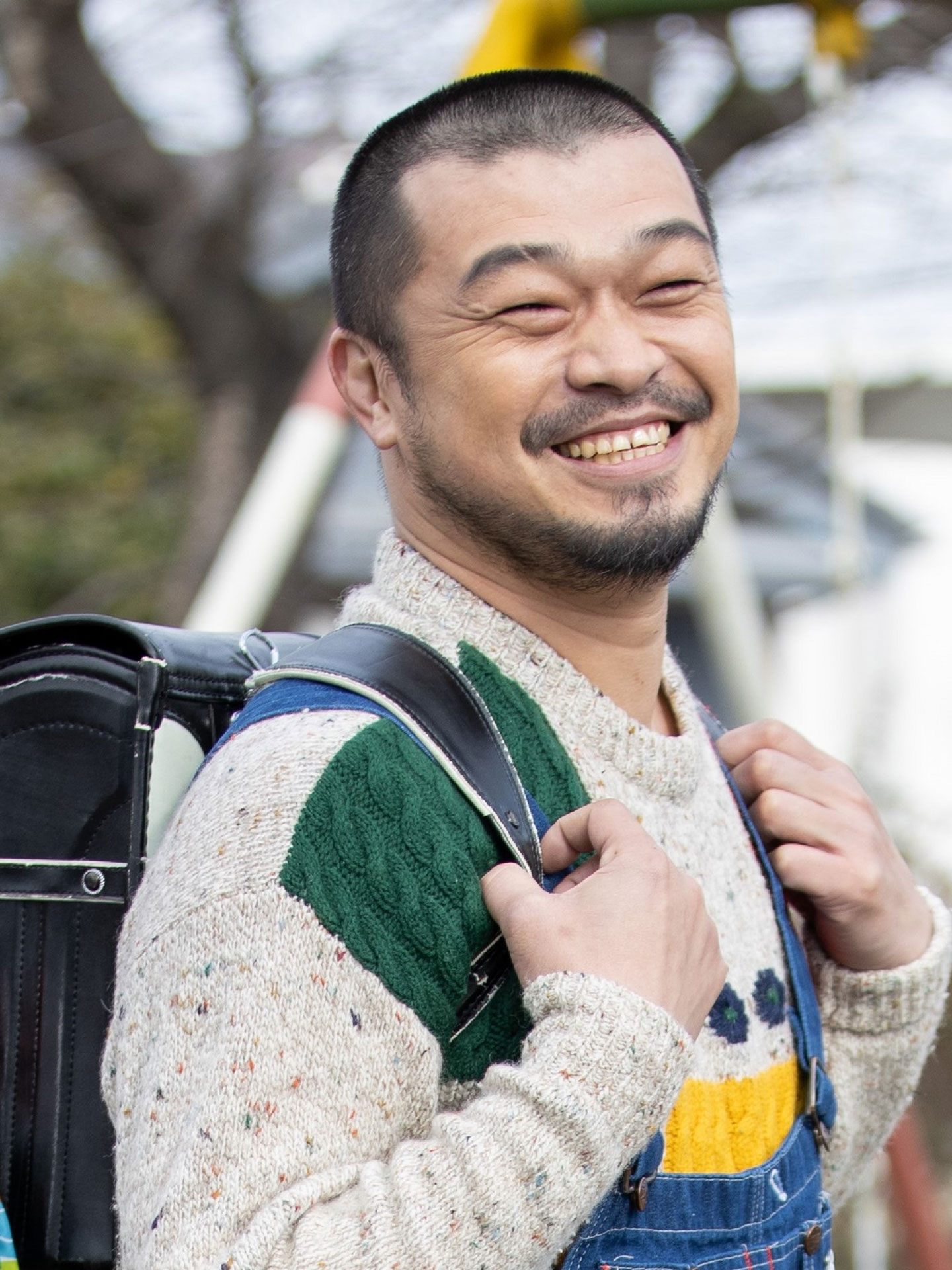 山ちょ役の竹原ピストル。