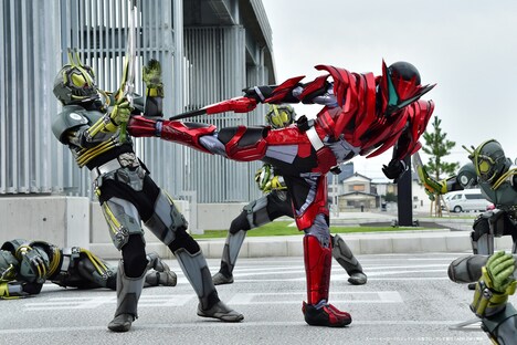 「劇場版 仮面ライダーゼロワン REAL×TIME」新場面写真