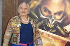 「マッドマックス」のヒュー・キース・バーンが73歳で死去、C・セロンが追悼