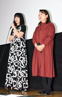 左から池田エライザ、原日出子。