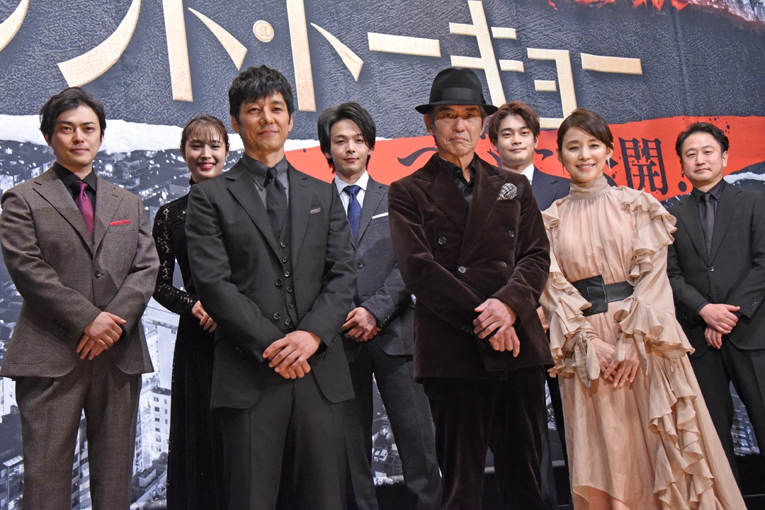 「サイレント・トーキョー」初日舞台挨拶の様子。