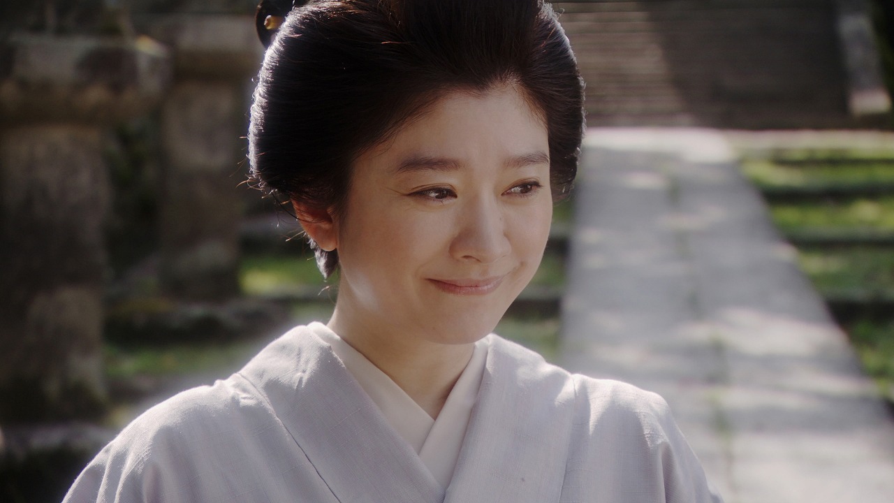 連続テレビ小説「おちょやん」より、篠原涼子演じる岡田シズ。