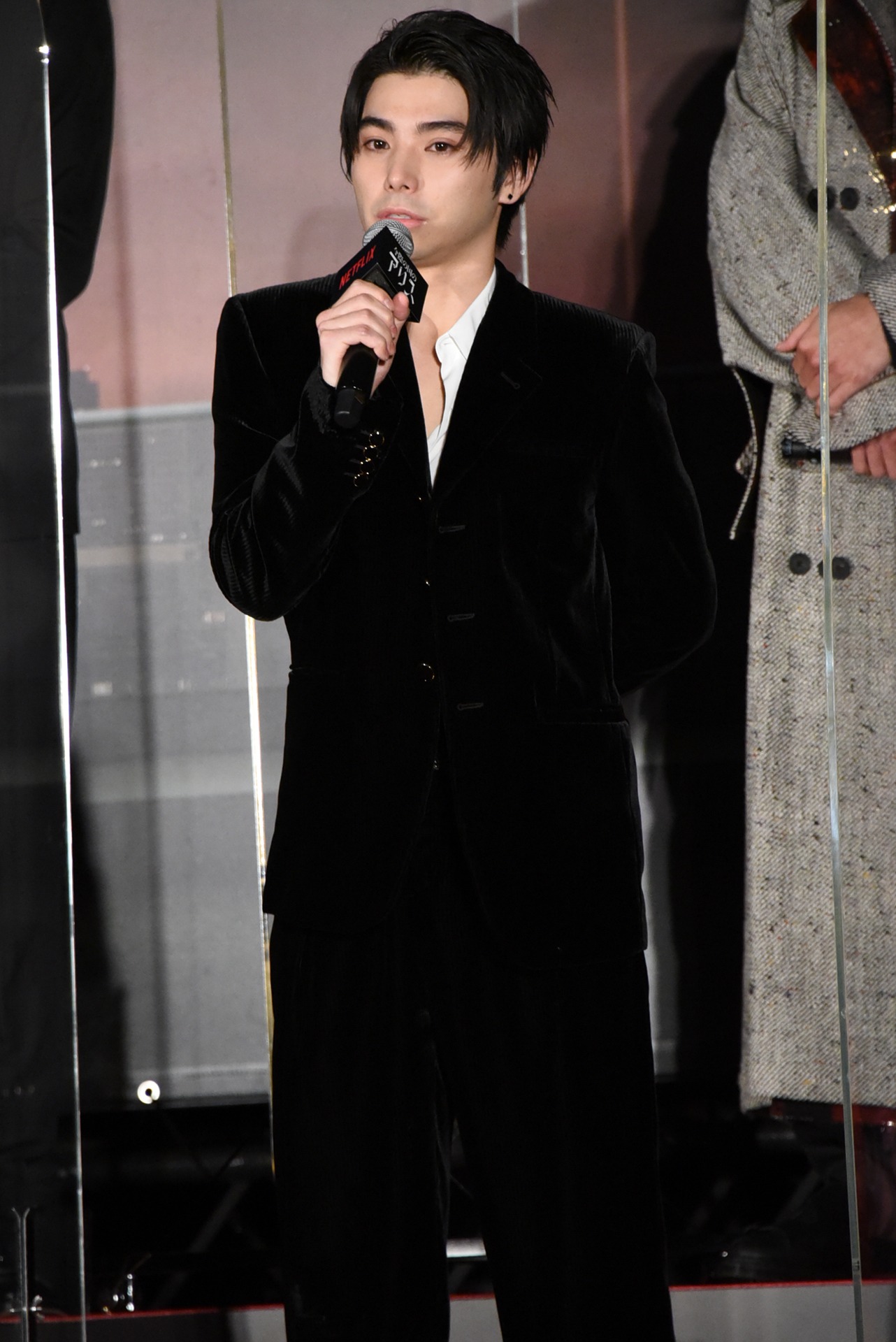 村上虹郎