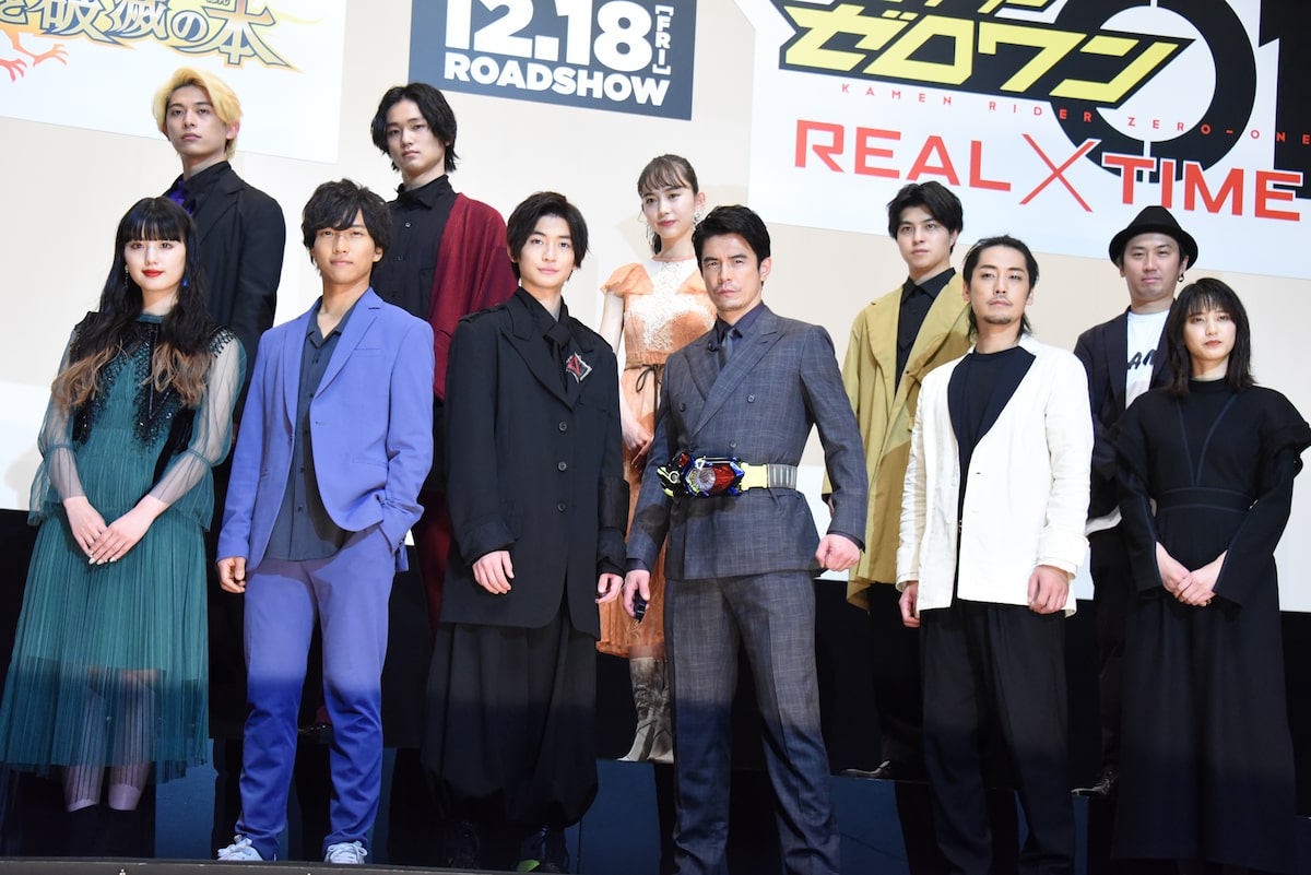 映画 ゼロワン は高橋文哉らの 卒業制作 伊藤英明は変身時 喜びで手が震えた 写真33枚 映画ナタリー
