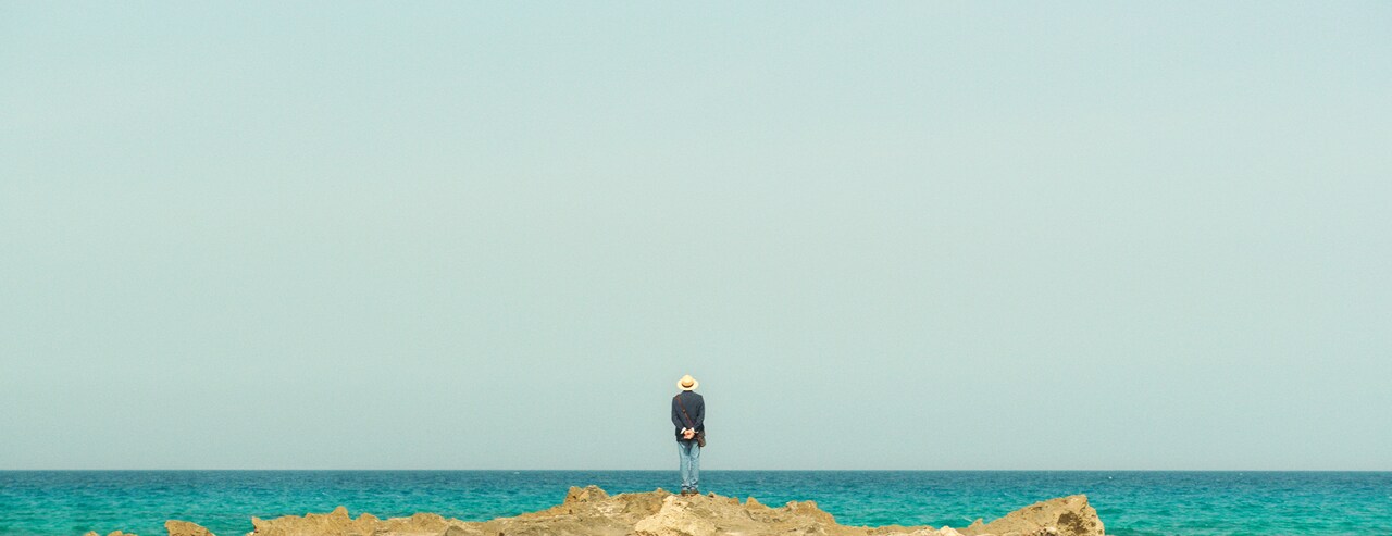 エリア・スレイマン新作「天国にちがいない」を荻上直子、深田晃司、山下敦弘ら絶賛